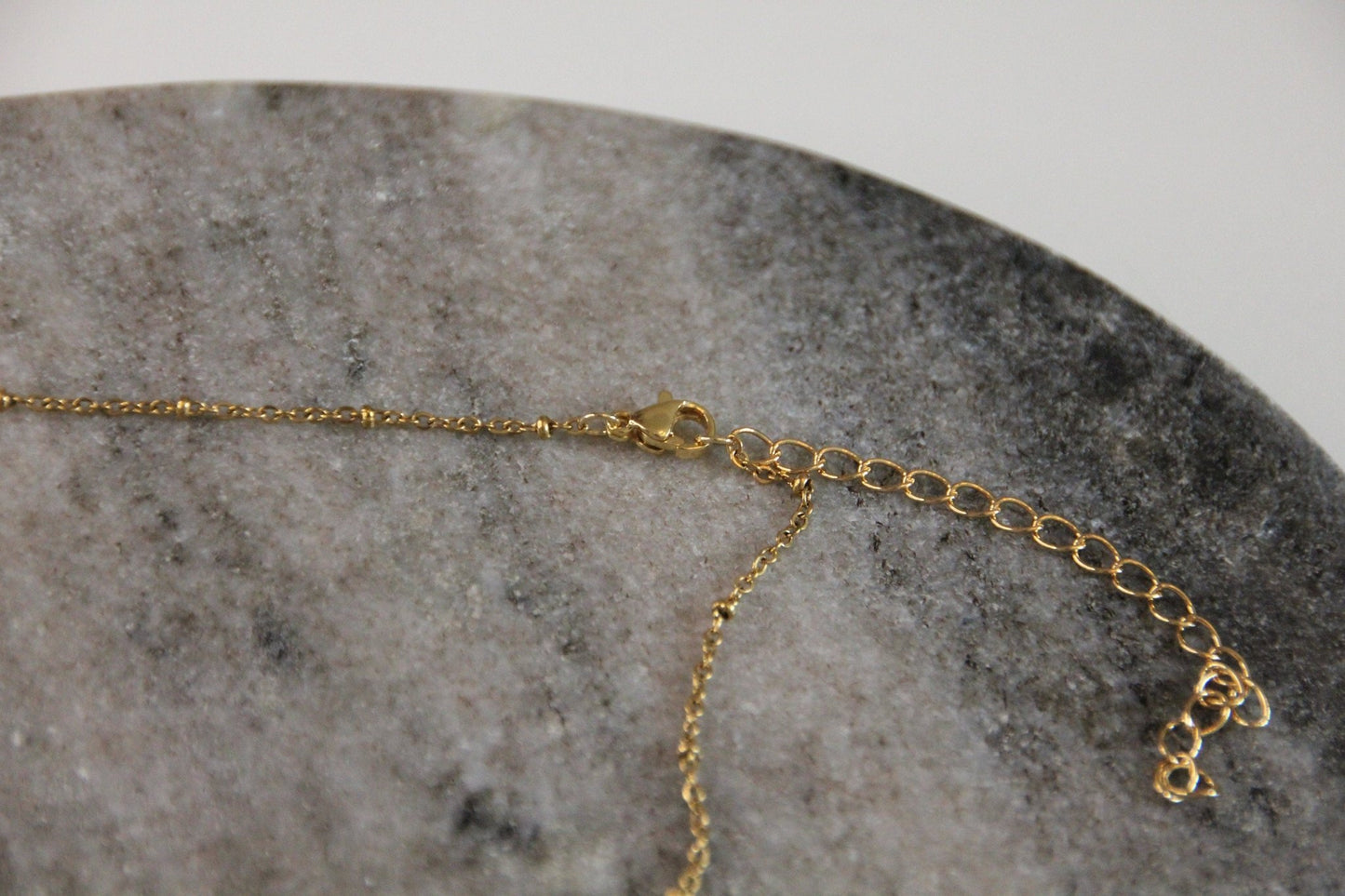 18K vergoldete Heilsteinkette, Rosenquarz - Flow of Passion