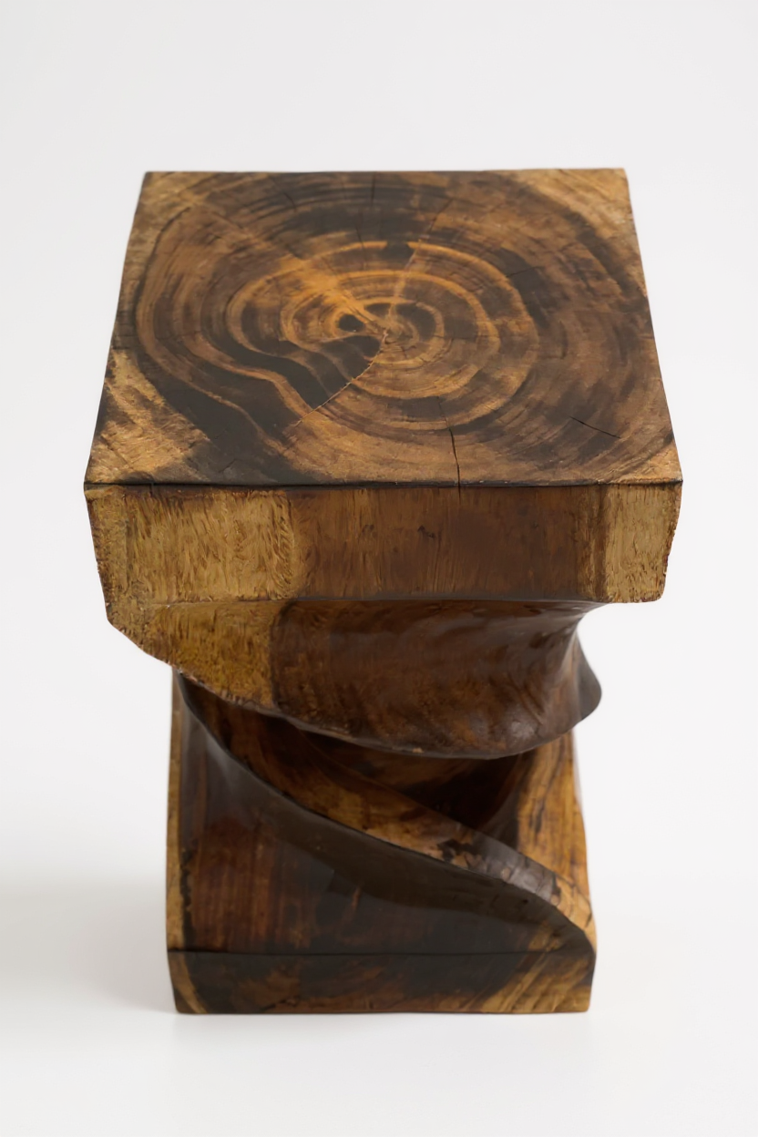 Fahome-415_Holzhocker_Massiv_Doppel_gedreht_Flambiert_7 - Flow of Passion