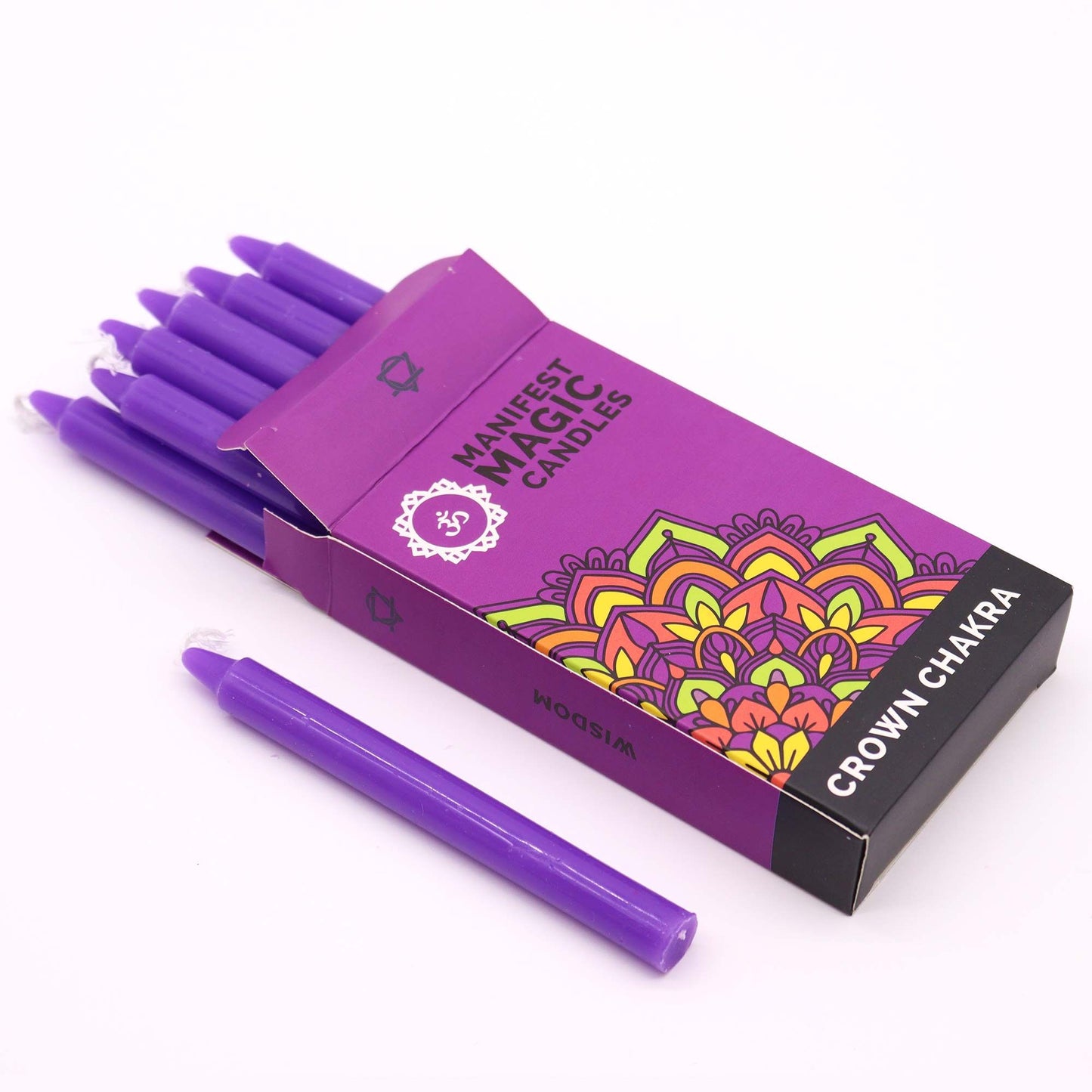 Lila Manifestationskerzen im Karton mit Mandala-Design und Schriftzug "Crown Chakra".