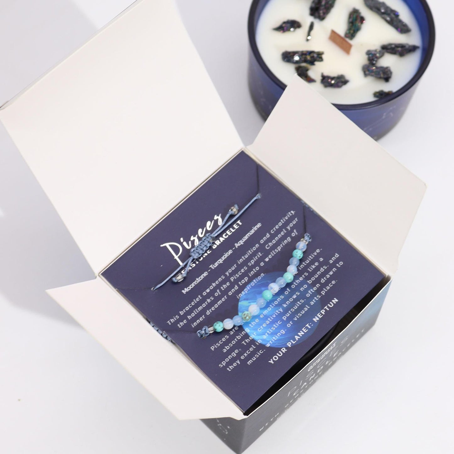 Geschenkset - Sternzeichen Kristallkerzen aus Soyawachs und natürlichen Duftölen mit Kristallen und Armband - Flow of Passion