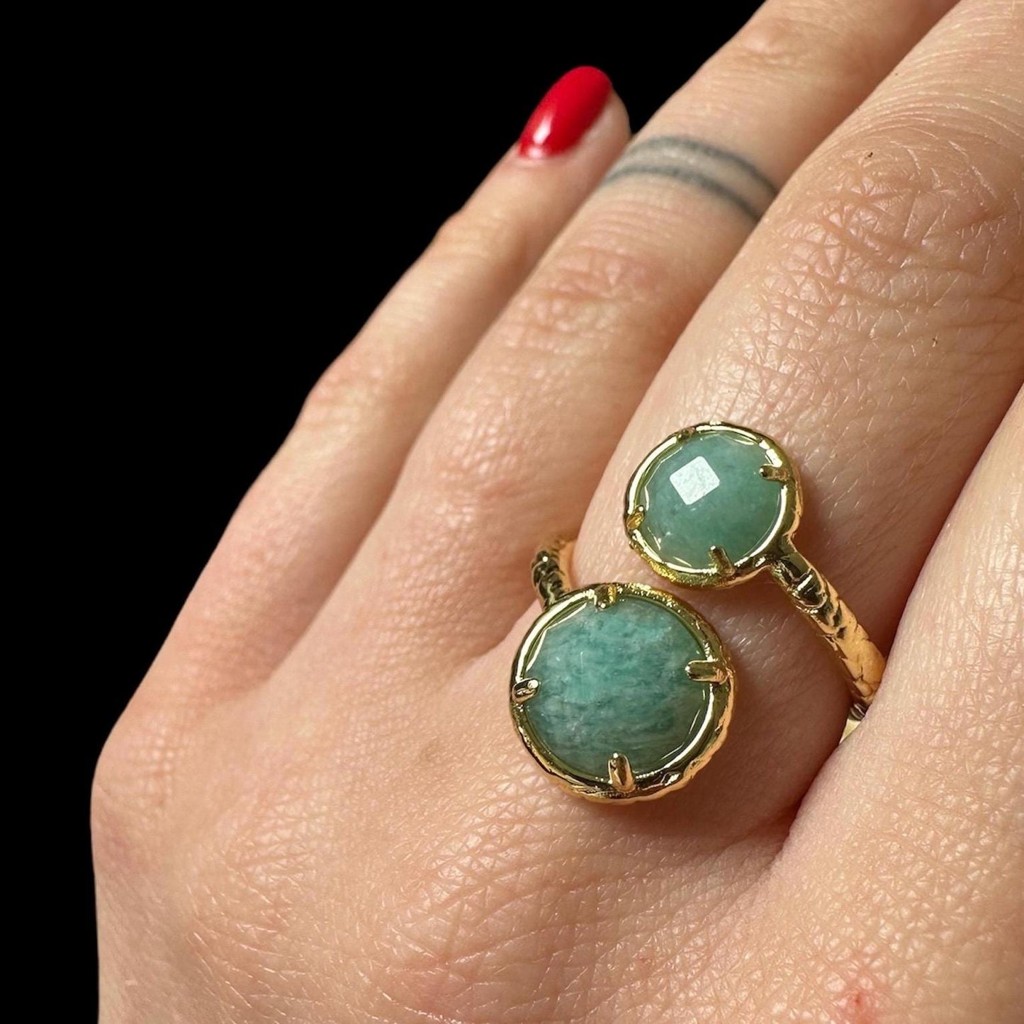 Größenverstellbarer Ring mit natürlichen Amazonitsteinen - Flow of Passion