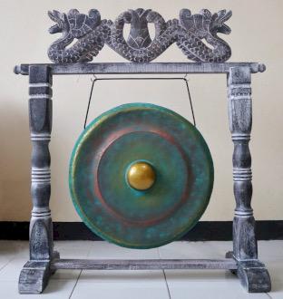 handgefertigter Gong mit Halterung in verschiedenen Größen - Flow of Passion