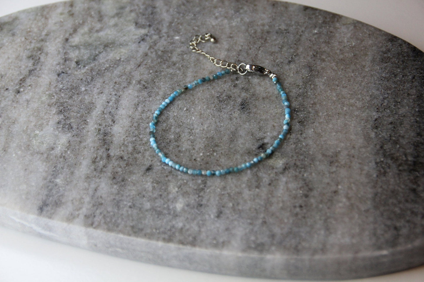 Heilsteinarmband aus Apatit und Edelstahl - Flow of Passion