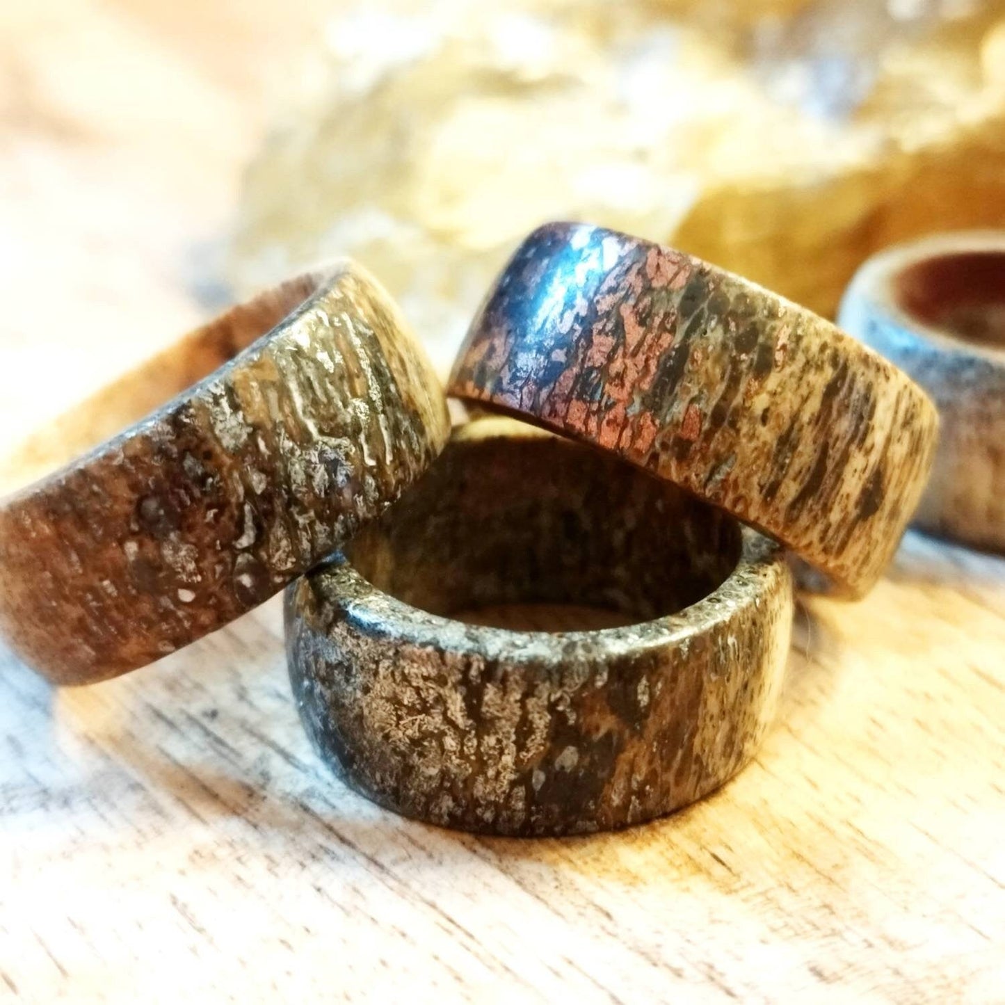 Ring aus Hirschgeweih mit Kupferfüllung - Maßanfertigungen - Flow of Passion