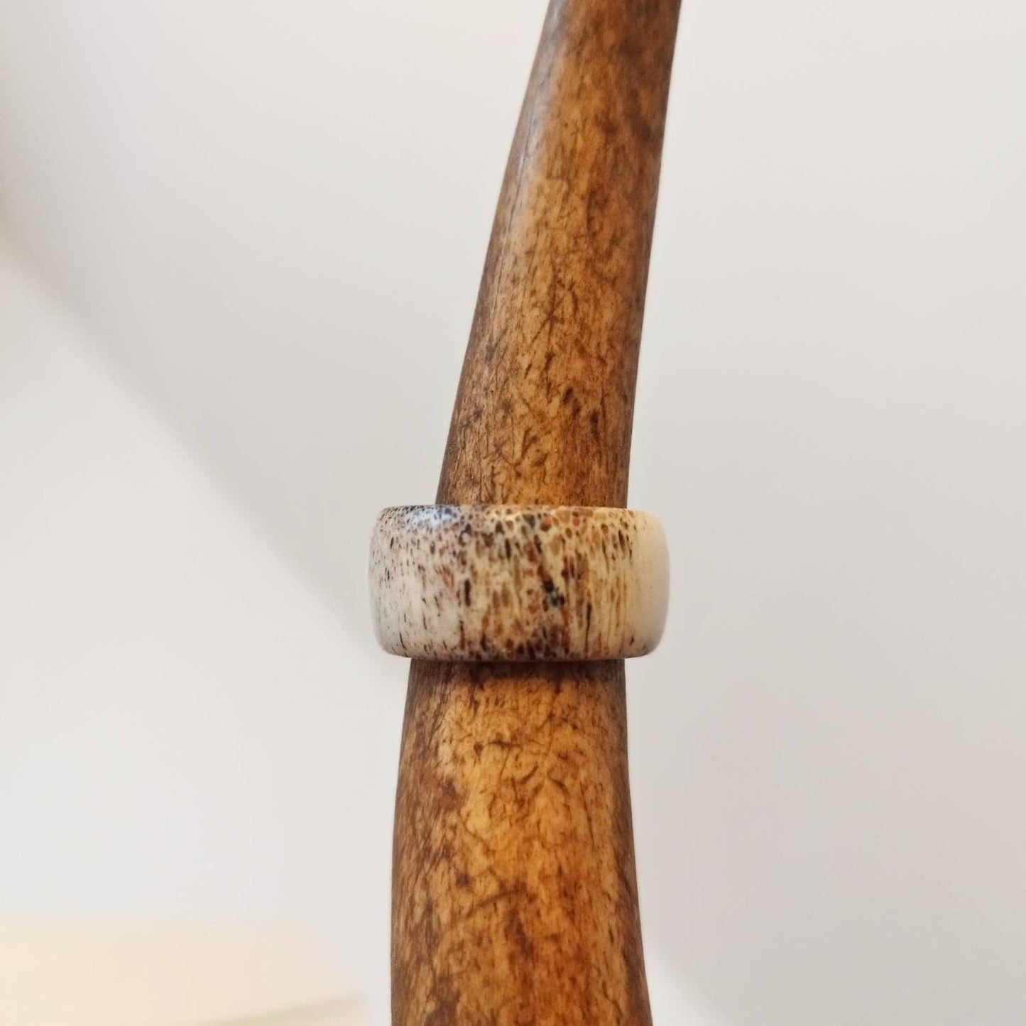 Ringe aus Hirschgeweih - Flow of Passion