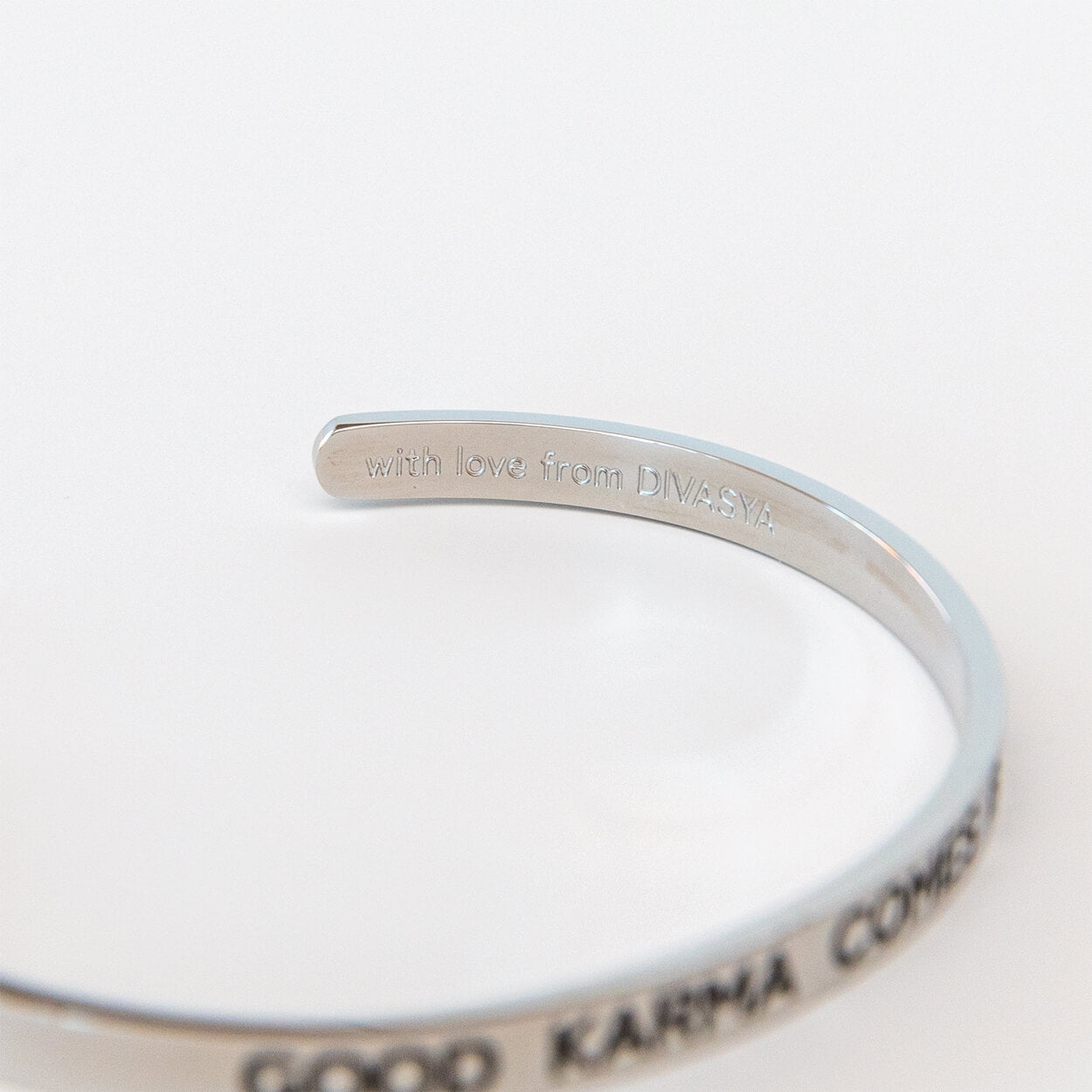 ArmreifMantraSchmuck0014 - Flow of Passion