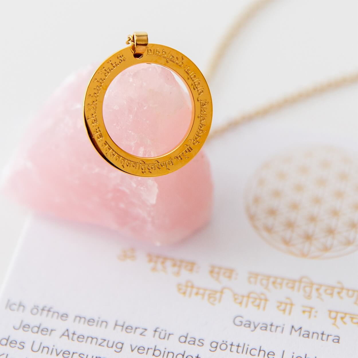MantraKettegoldGayatriMantra0011 - Flow of Passion