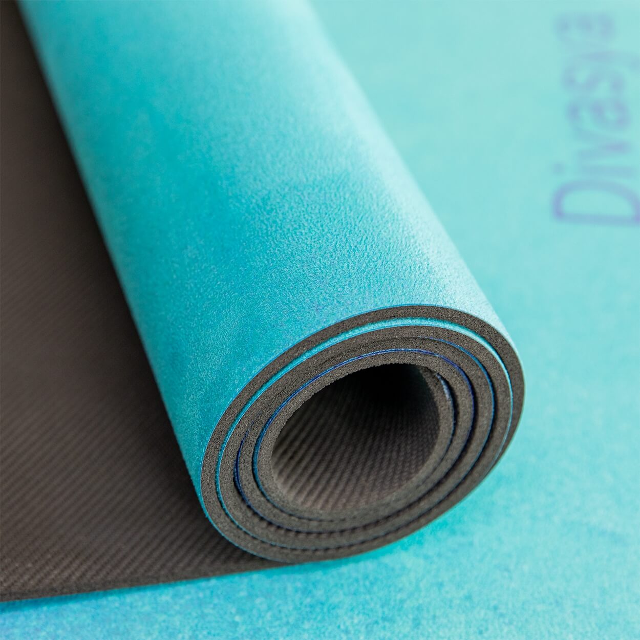 Yoga_Mat_Yogamatte_nachhaltig0016_1a125598-5023-4815-9401-d6bef45d4754 - Flow of Passion