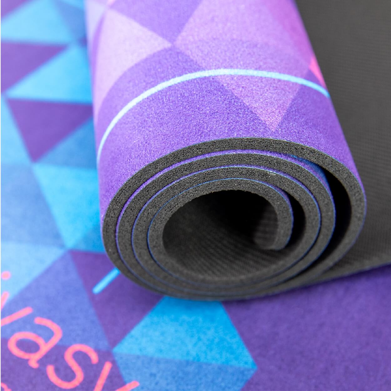 YogamatteNaturkautschukrecycelteMikrofasernachhaltigChakra0012_b93e5553-fb64-4504-801f-90bcc2e2d5bb - Flow of Passion
