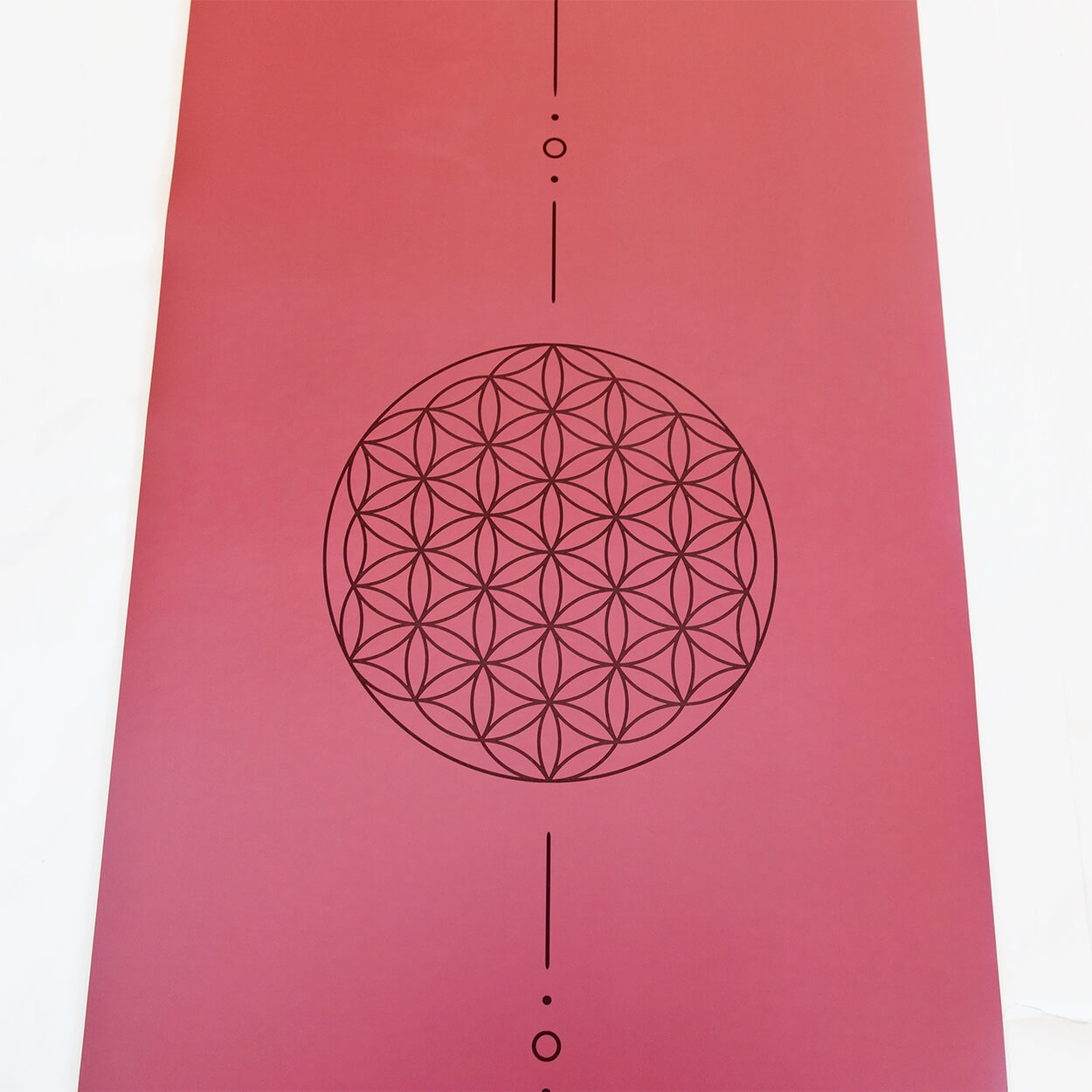 Yogamatterutschfestrotlebensblume0022_078a4dc1-4be0-43e8-82b3-a4966872a436 - Flow of Passion