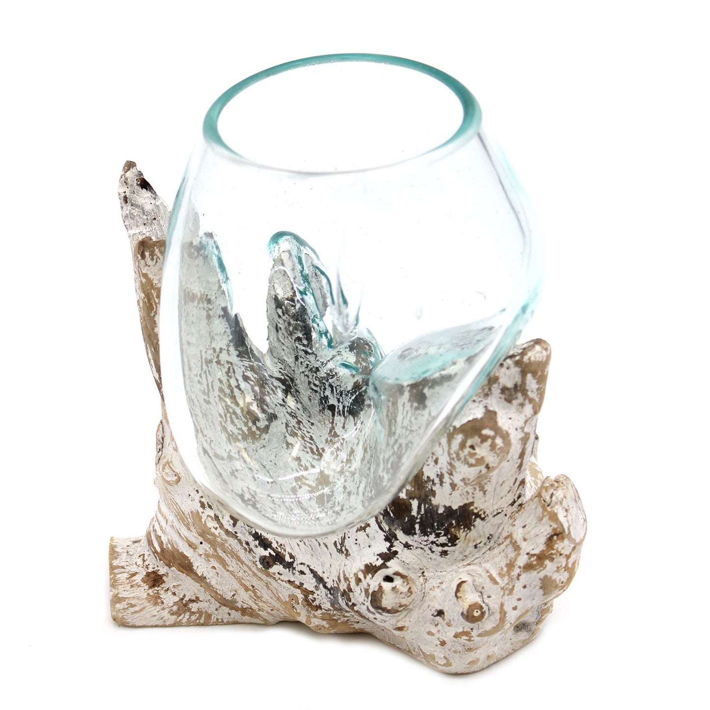 Mittelgroße mundgeblasene Glasschale auf Wurzelholz mit weißem Finish.