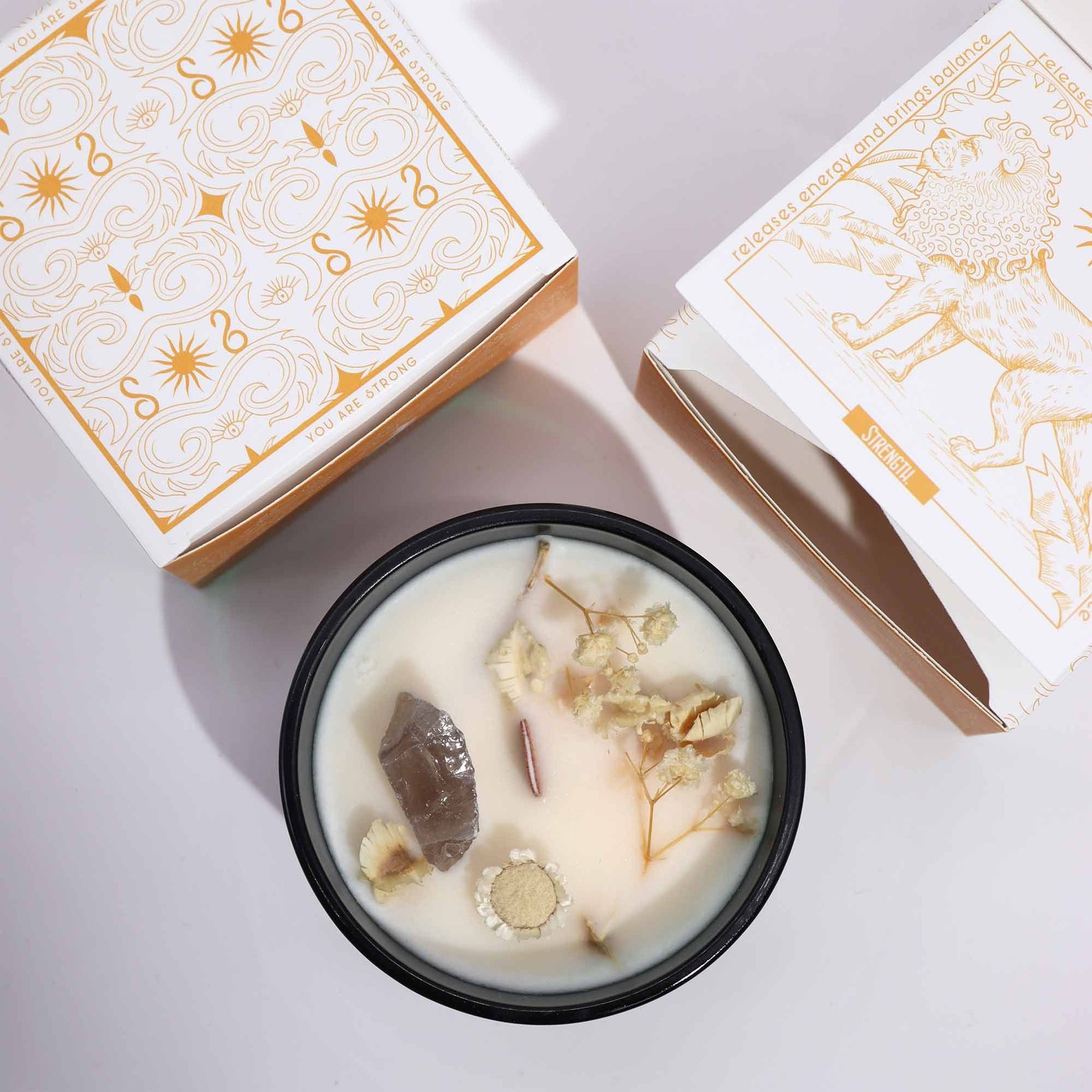 Kristallkerze aus Sojawachs mit Jasmin und Rauchquarz.