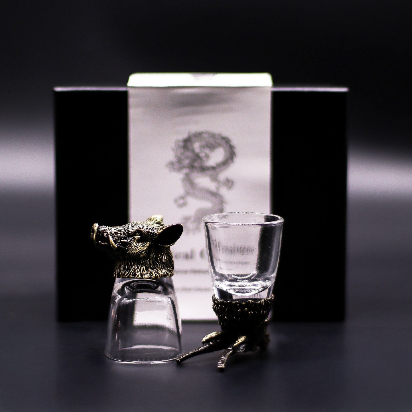 Geschenkset mit 6 Shot-Gläsern (50ml) im Antiklook mit Wildtier-Motiven.