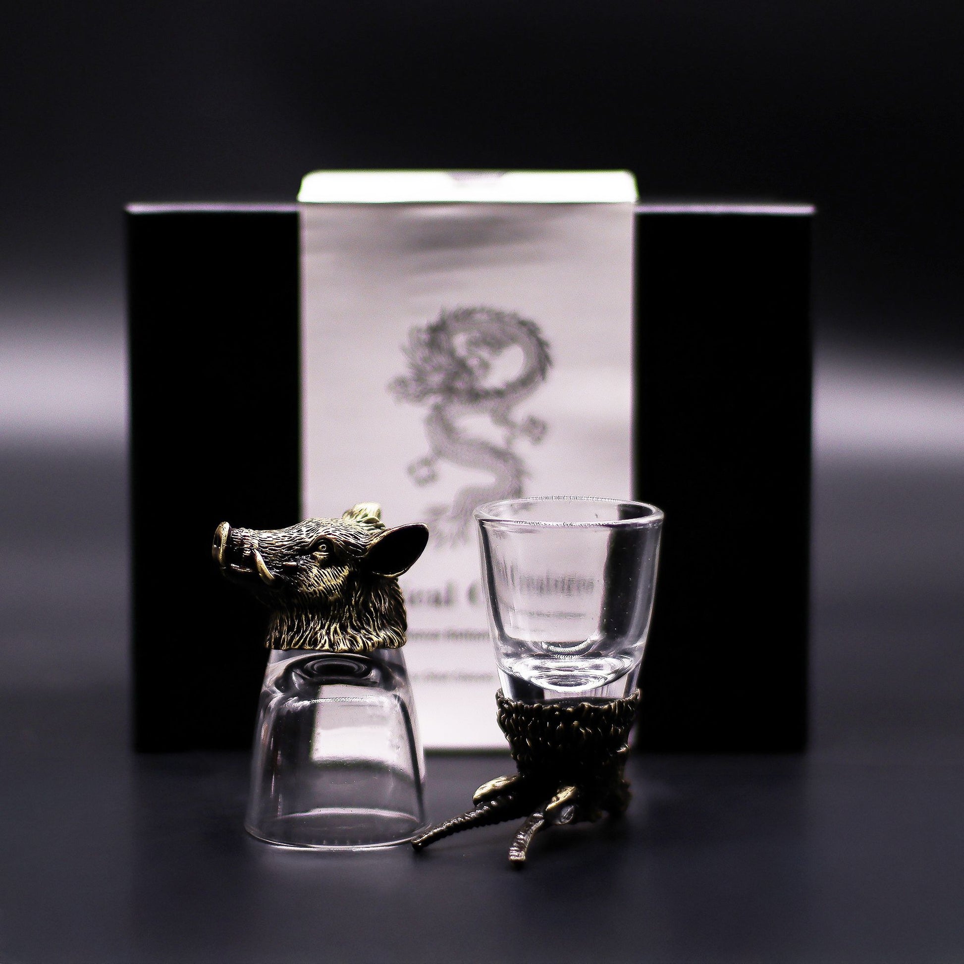 Geschenkset mit 6 Shot-Gläsern (50ml) im Antiklook mit Wildtier-Motiven.