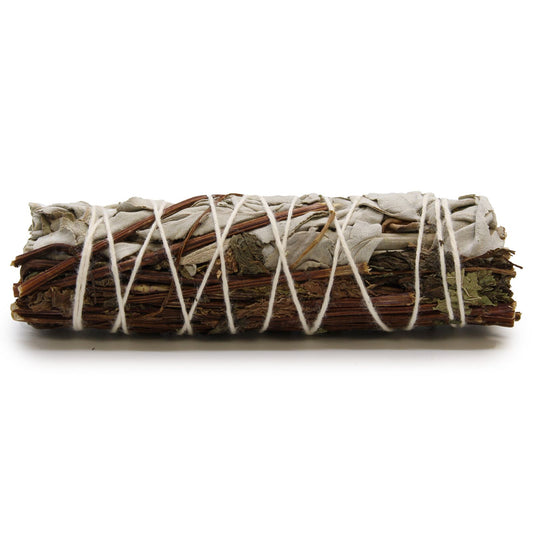Smudge stick made of white sage and peppermint, approximately 10cm long.