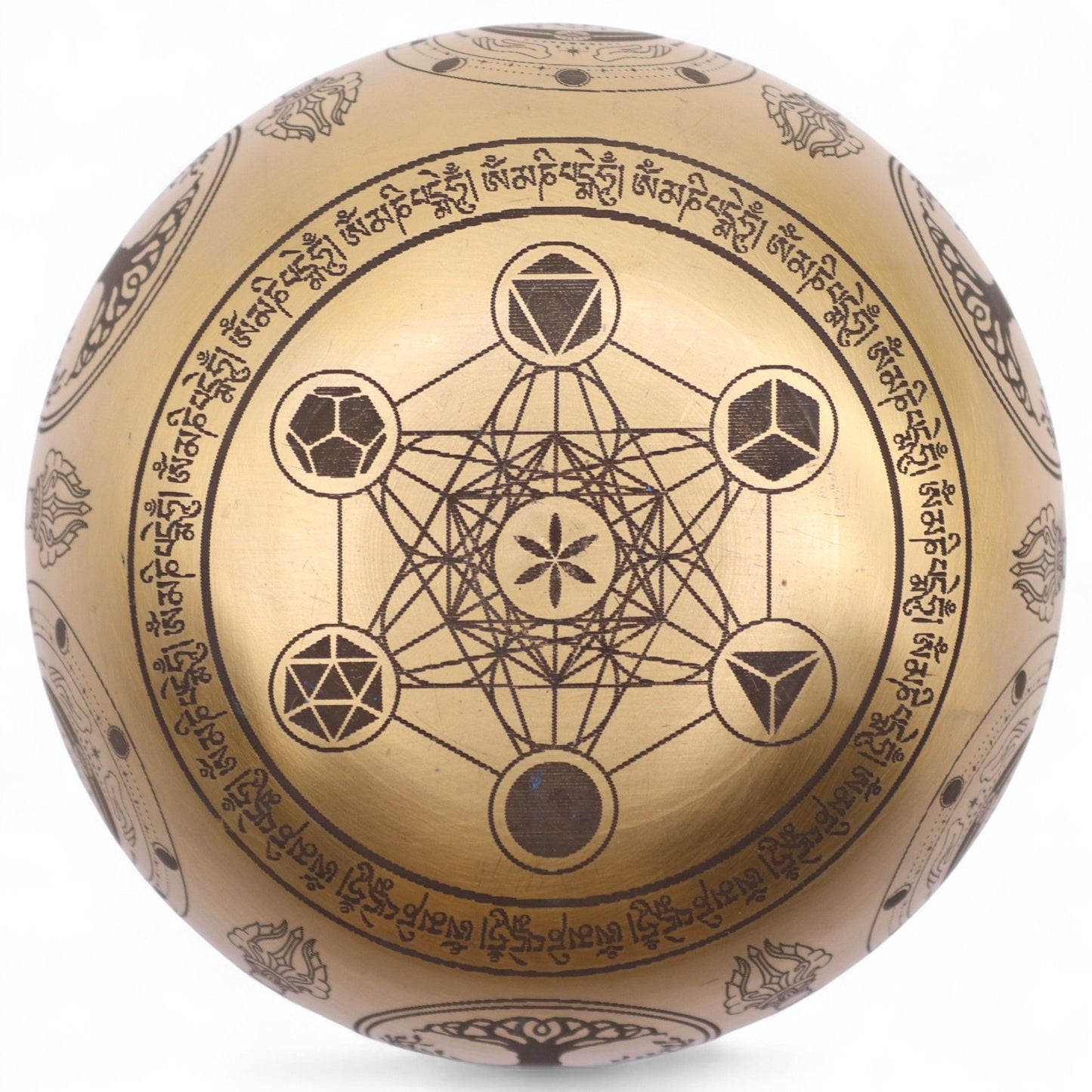 Set aus 4 Buddha Klangschalen aus Messing mit Gravuren.