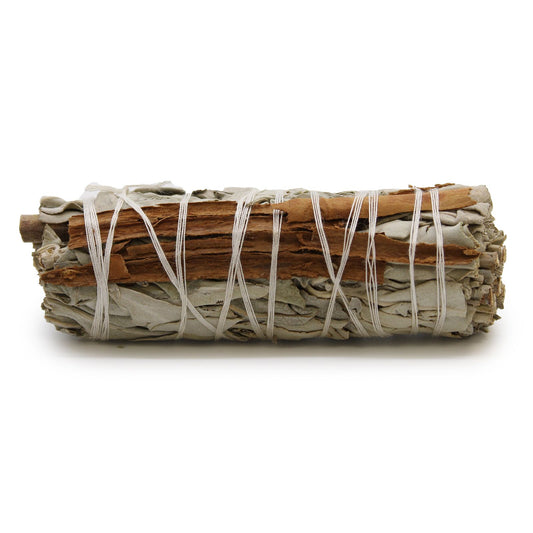 Smudge stick made of white sage and cinnamon, approximately 10cm long.