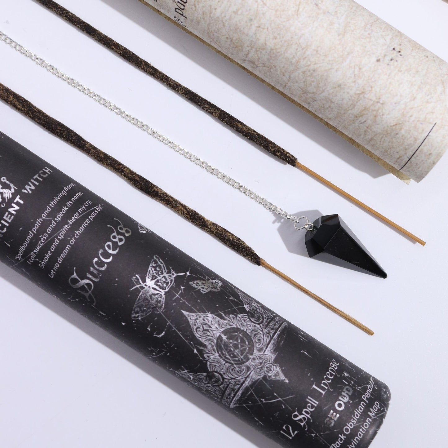 Erfolg-Ritual-Set mit Räucherstäbchen und schwarzem Obsidian-Pendel.