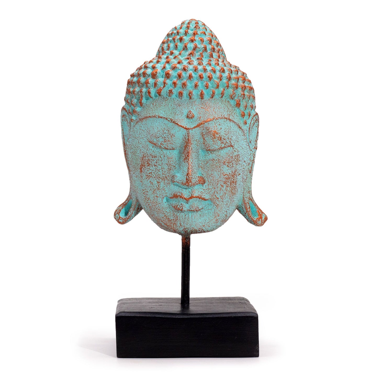 Grüner Buddha-Kopf mit Kupferpatina auf schwarzem Holzsockel.