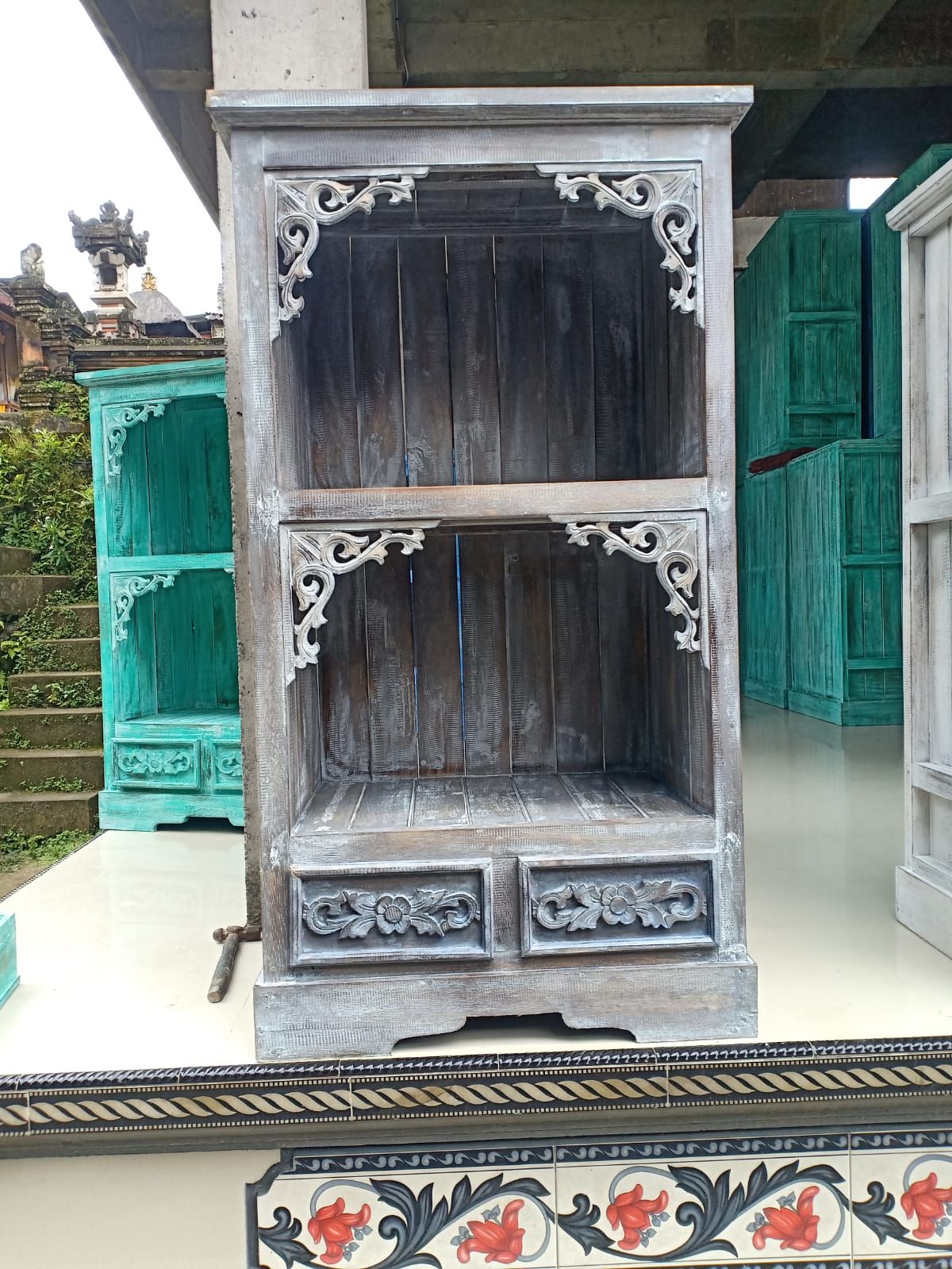 Albasiaholz-Badezimmerschränke – Natürliche Handwerkskunst aus Bali