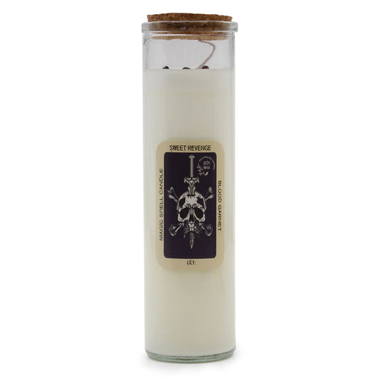 Ritualkerze Sweet Revenge mit Totenkopf-Symbol und Edelsteinen.