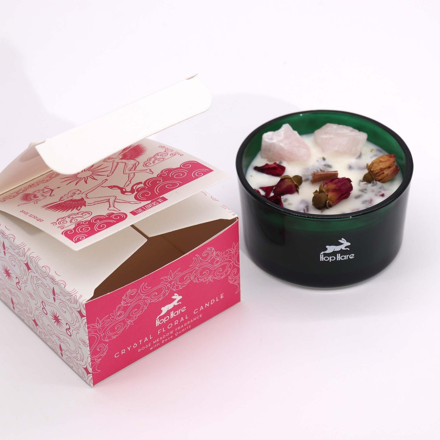 Kristallkerze aus Sojawachs mit Rose, Salbei und Rosenquarz im grünen Glas.