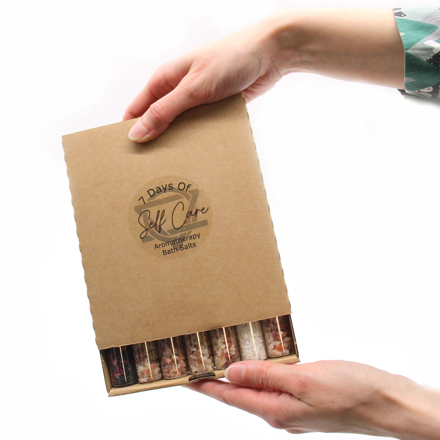 A gift pack of 7 vials of aromatherapy bath salts.