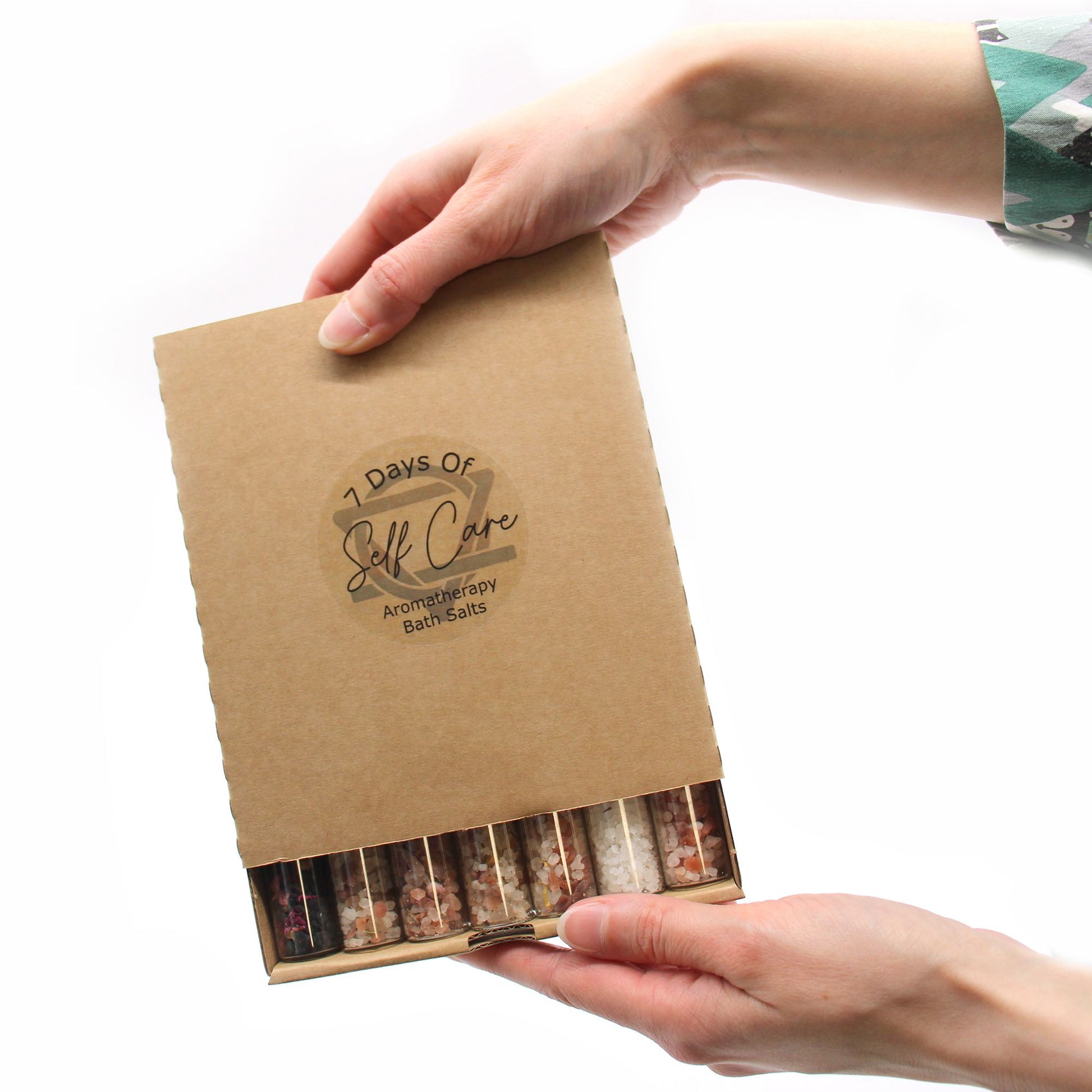 A gift pack of 7 vials of aromatherapy bath salts.