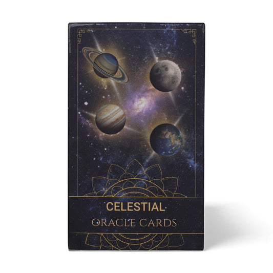 Celestial Energy Orakelkarten mit Planeten und Sternen auf dunklem Hintergrund.
