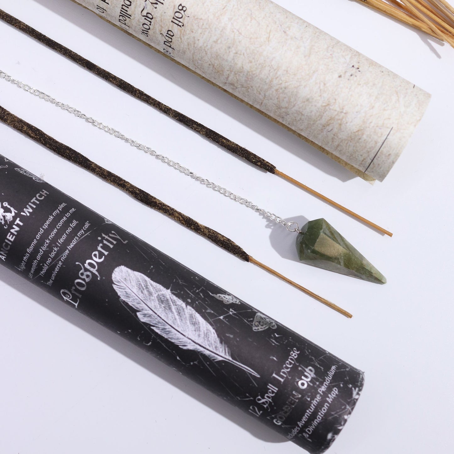 Fülle-Ritual-Set mit Räucherstäbchen und Aventurin-Pendel.