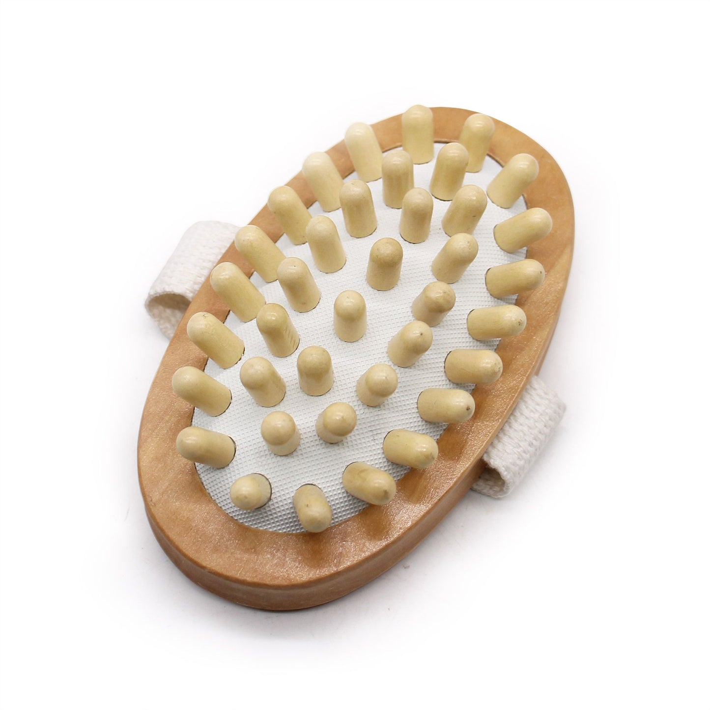 Holz-Massagebürste mit Noppen für die Hautstraffung und Entgiftung.
