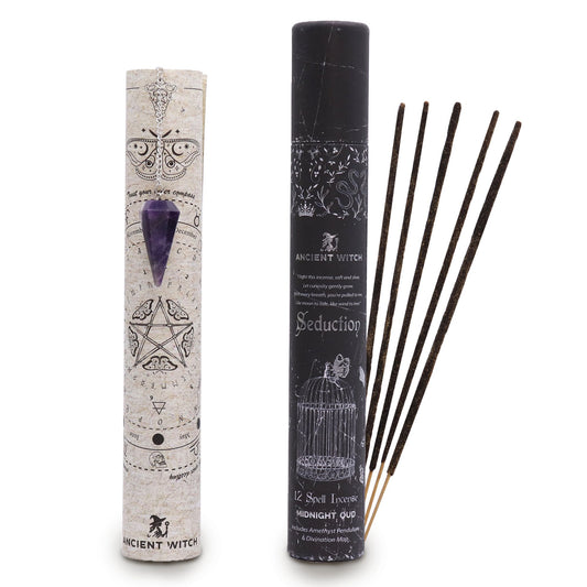 Verführung-Ritual-Set mit Räucherstäbchen und Amethyst-Pendel.