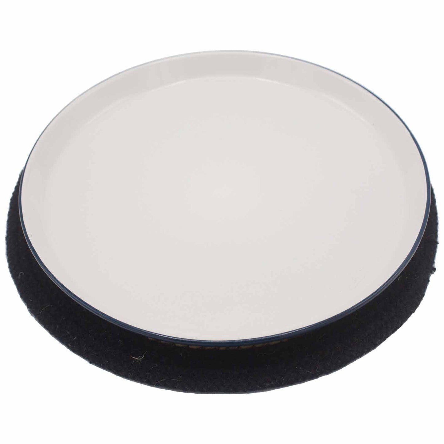 Round black bordered jute and cotton placemat.