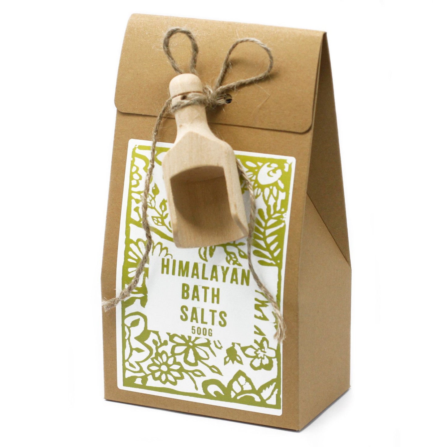 Braune Pappverpackung mit Himalaya-Badesalz und Holzlöffel.