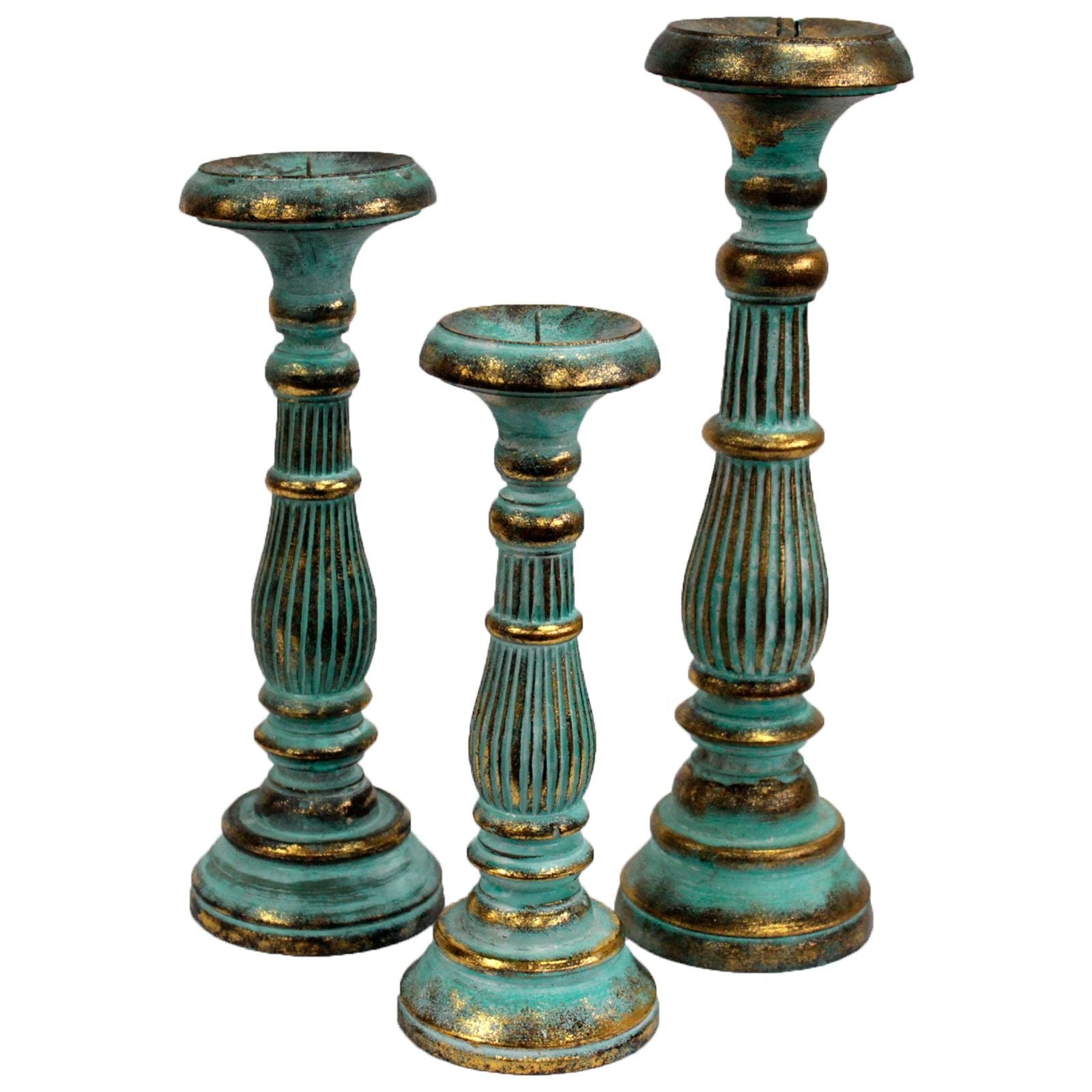 Drei türkisfarbene und goldene Kerzenständer mit Vintage-Finish.