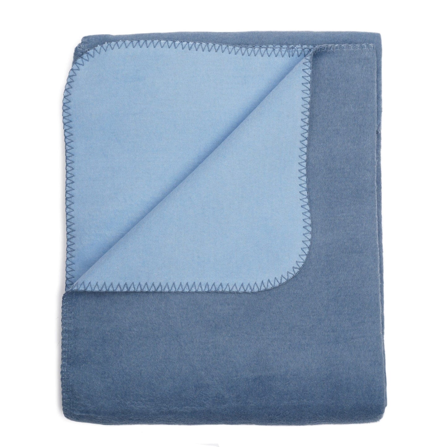 flauschige-baumwoll-wendedecke-zweifarbig-regional-hergestellt-zucchero-lightblue-150-x-200-cm-481673 - Flow of Passion