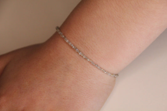 Heilsteinarmband aus Labradorit und Edelstahl - Flow of Passion