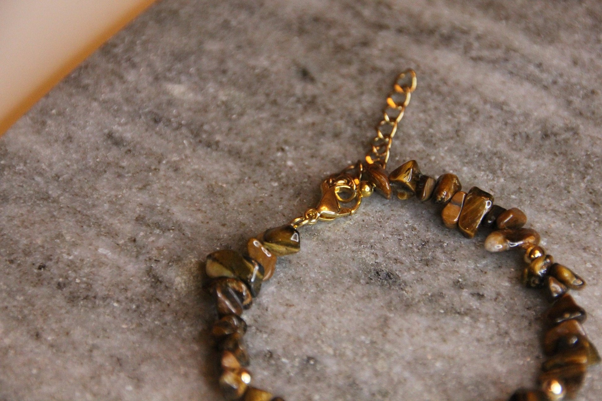 Heilsteinarmband Tigerauge - Flow of Passion