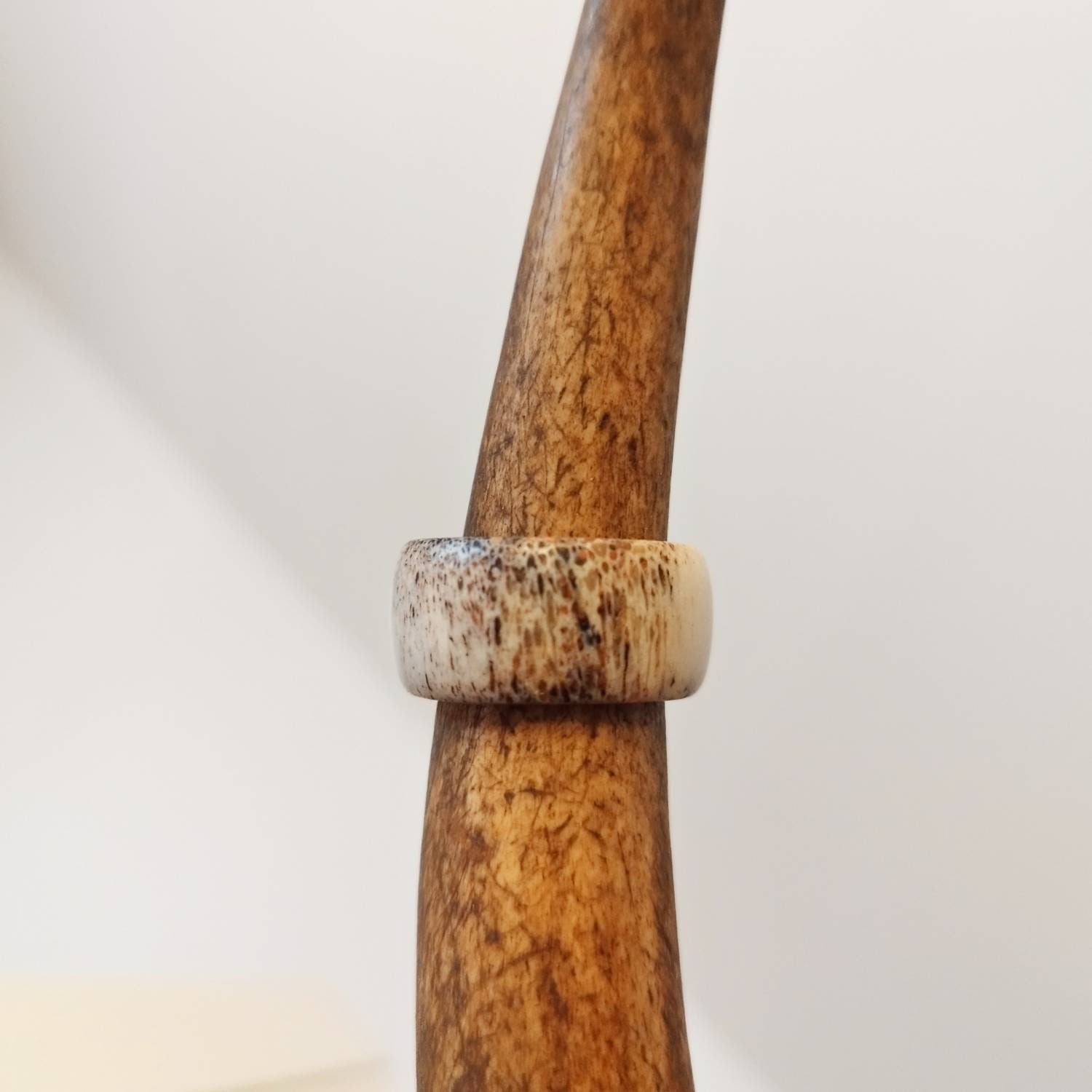 Ringe aus Hirschgeweih - Flow of Passion