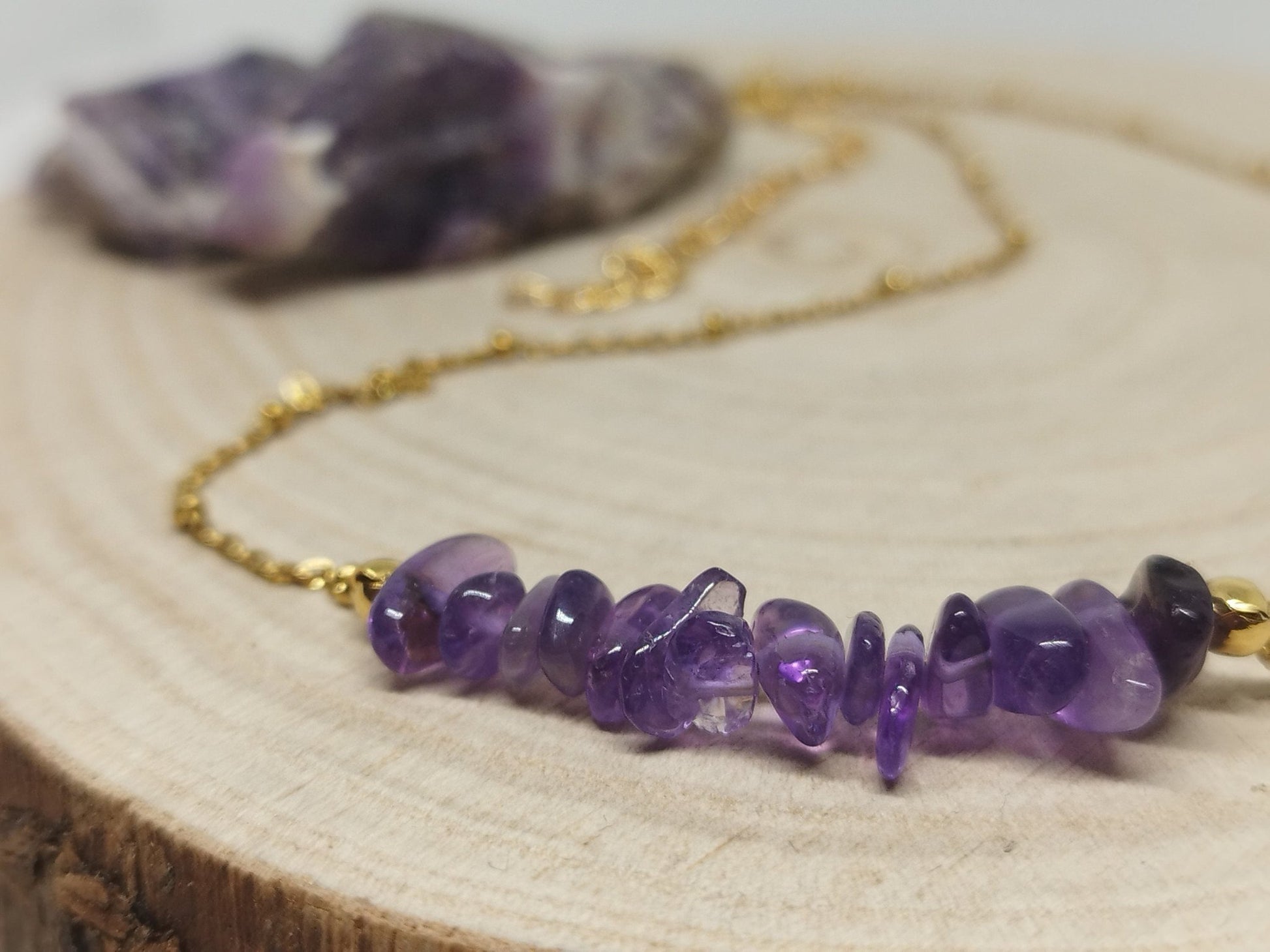 Vergoldete Heilsteinkette mit Amethystsplittern 18k - vergoldet - Flow of Passion