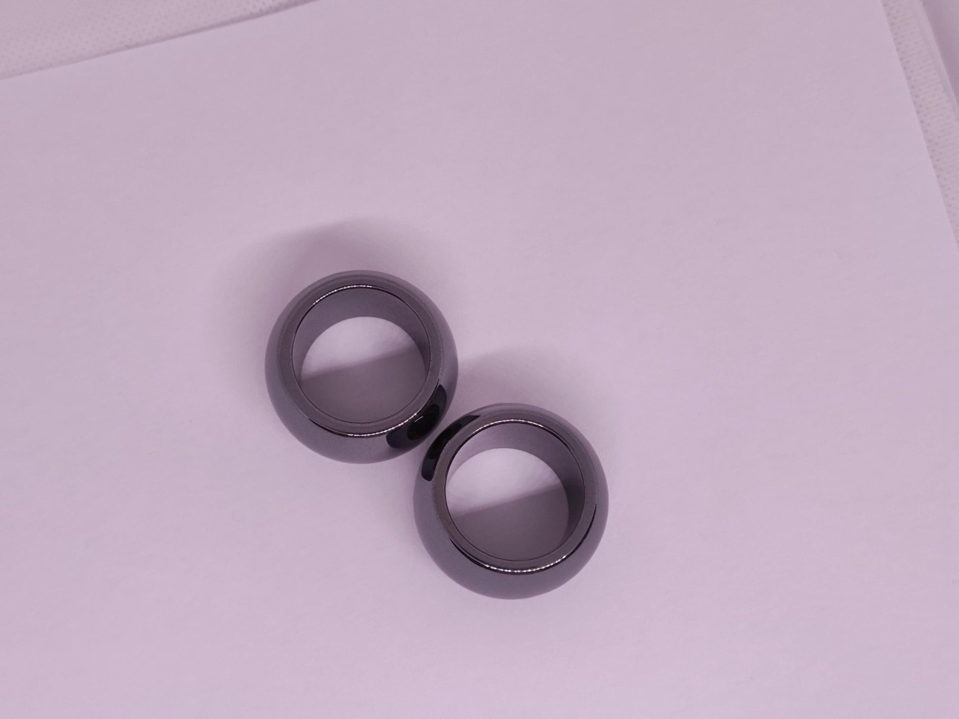XXL Dreadperlen aus Hämatit Dreadhalter/Dreadring Edelstein - Flow of Passion